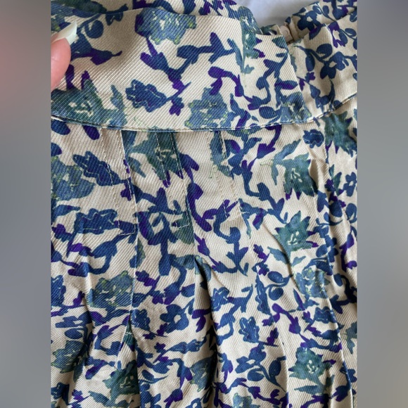 H&M Floral Patterned High waist Pleated short beige Cream blue viscose US 2 NWT - Picture 10 of 16